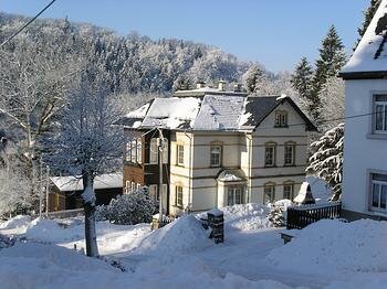 Bild 7 Unsere Appartement-Villa im Winter