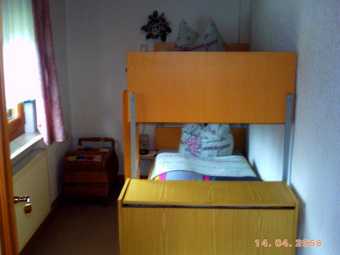 Bild 2 Schlafzimmer