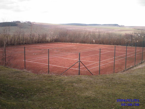 Bild 14 Tennisanlage des TC "Am Greifenstein" Thum e.V.  - Platzmiete & Trainig möglich