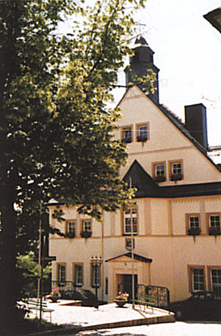 Bild 3 Rathaus Bernsbach