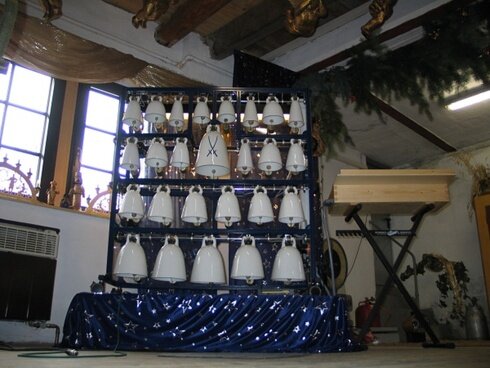 Bild 6 Porzellan-Glockenspiel