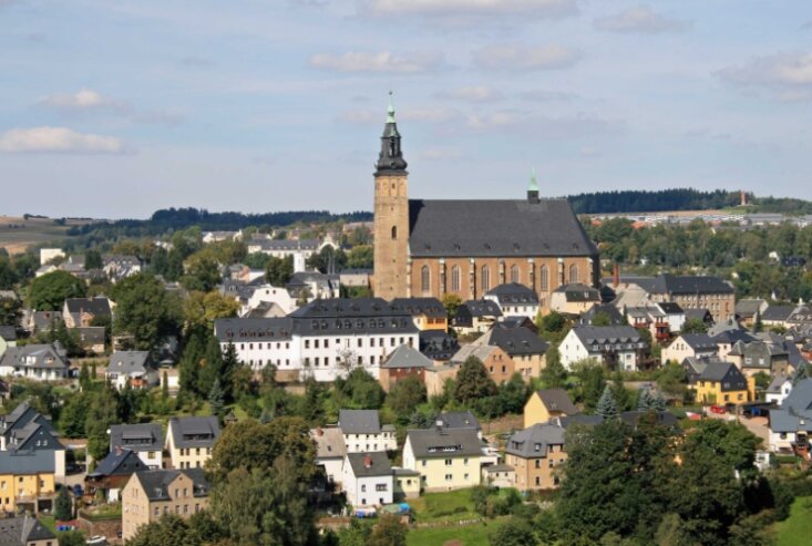 Bild 2 Schneeberg mit Kirche St. Wolfgang