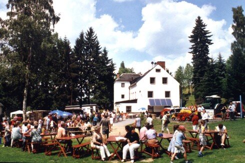 Bild 4 Fest an der Rauschenbachmühle im Ortsteil Arnsfeld