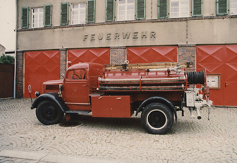 Bild 3 Feuerwehrmuseum und Tanklöschfahrzeug Opel 1944