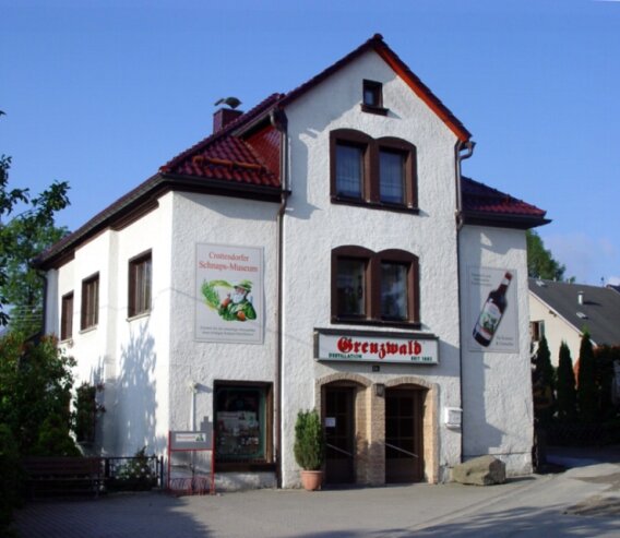 Bild 1 Grenzwald Schnaps-Museum