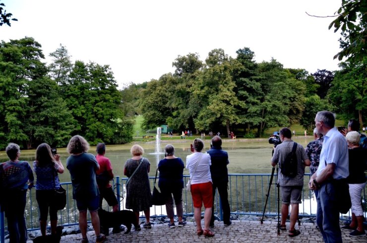 Bild 3 Bildimpressionen von der Einweihung der Fontäne im Plauener Stadtpark.