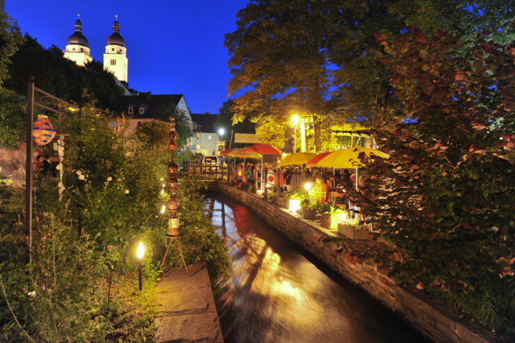 Bild 2 Jahr für Jahr lockt die Museumsnacht kulturbegeisterte Nachtschwärmer aus der ganzen Region nach Plauen.