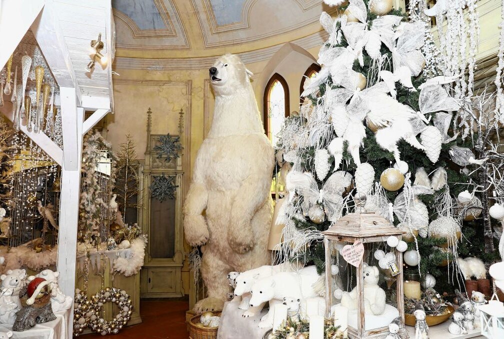 Einstiges Schloss beherbergt weltweit größte Teddybären-Sammlung  
