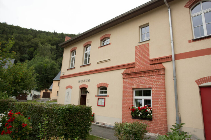 Bild 4 Inhaltlich beschäftigt sich das Museum mit der Heimatgeschichte der gesamten Preßnitztalregion