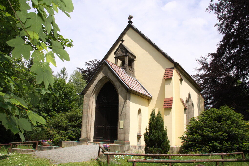 Mausoleum in Waldhaus erinnert an Reußen
