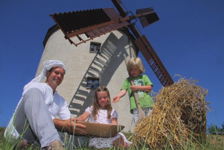 Bild 1 Die letzte Windmühle des Vogtlandes in Syrau.