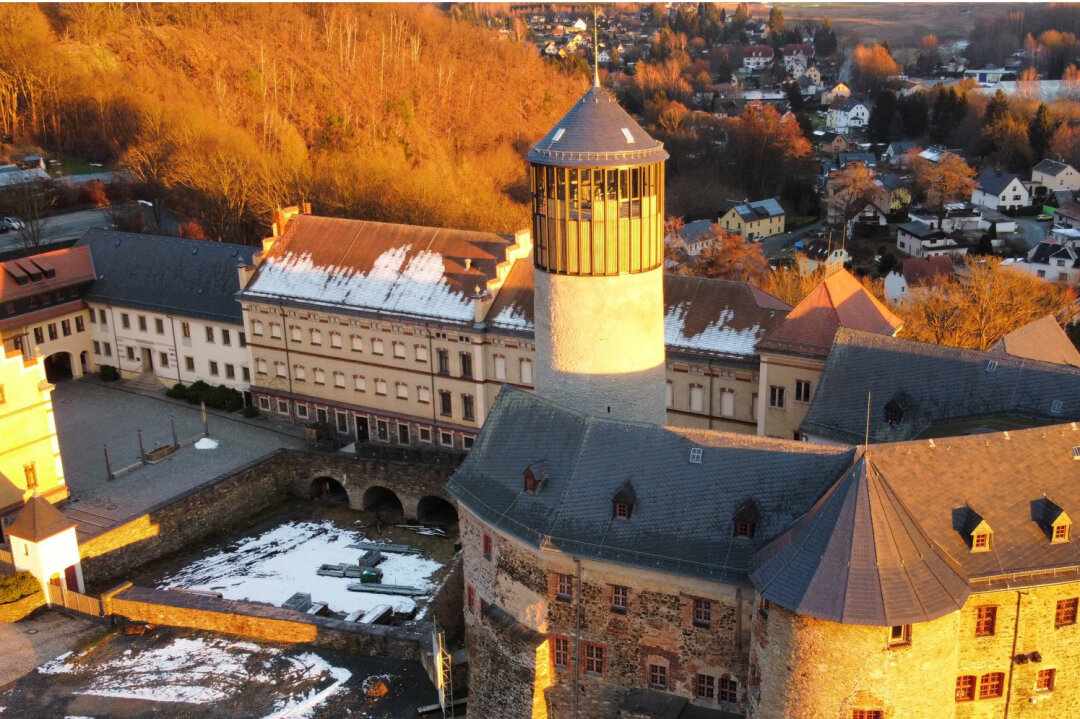 Auf Schloß Voigtsberg werden Ferien zum Wintermärchen