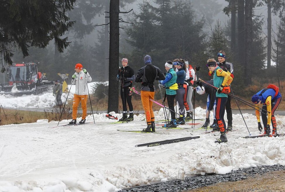 Schneeteppich für Skiläufer wurde ausgerollt  