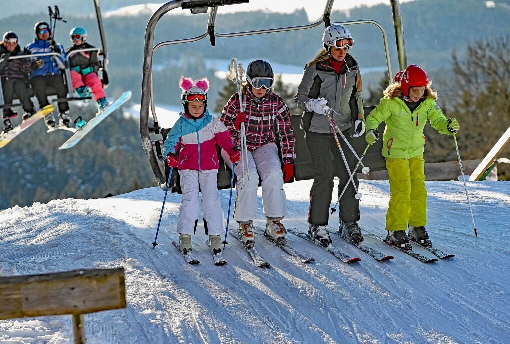 Saisonstart für die Skigebiete im Vogtland: Auf die Bretter, fertig, los! 